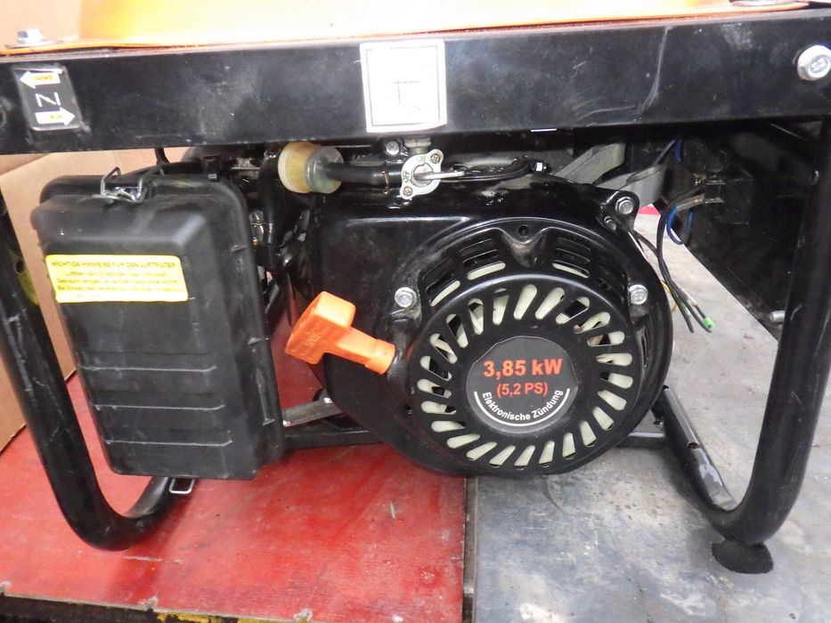 Agregat prądotwórczy generator prądu Niemiecki 2.6 Kva /Nie Chinski