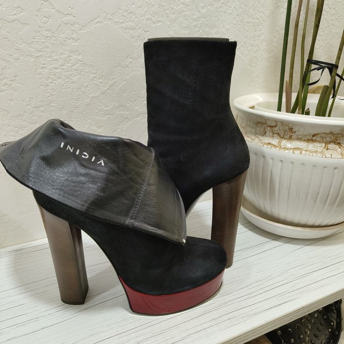 Ботиночки кожанные р.39