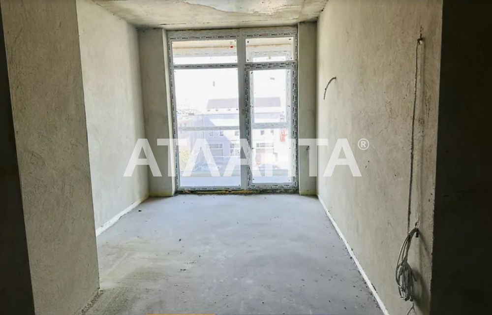 Продаж одно кімнатної квартири по переуступці!