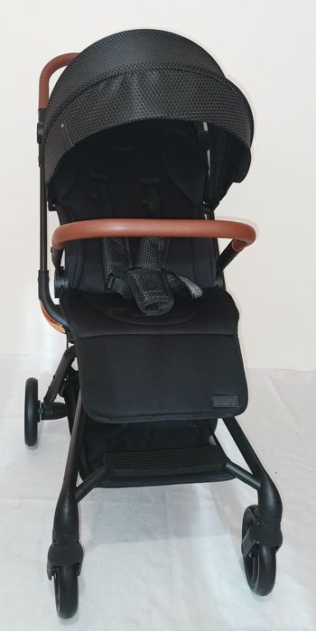 Візок прогулянковий коляска Momi Adelle 360 до 22 кг