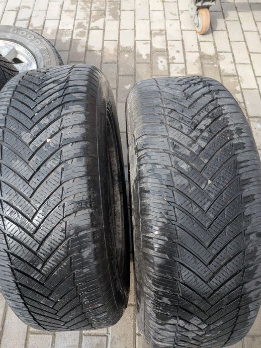 Sprzedam felgi aluminiowe Jeep Grand Cherokee WK 18 cali
