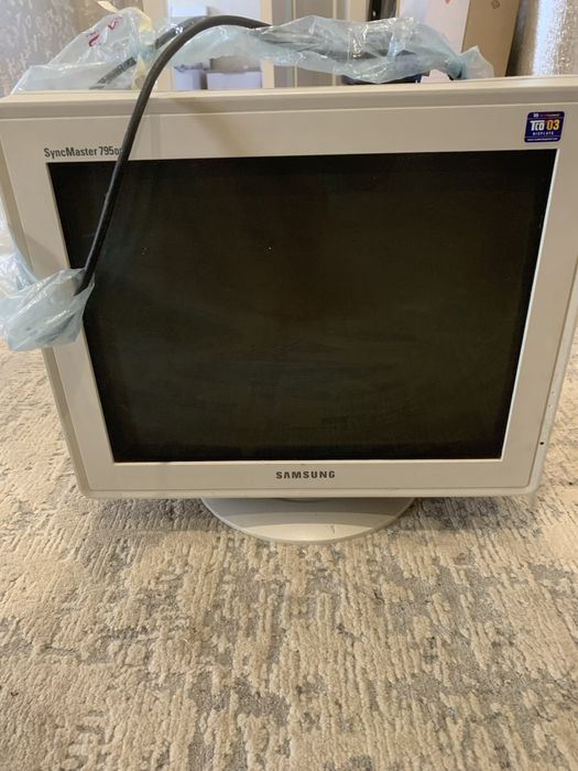 Монітор Samsung Sinc Master 795 DF 17