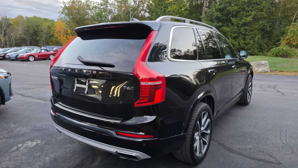 Volvo XC90 T6 Momentum      2019