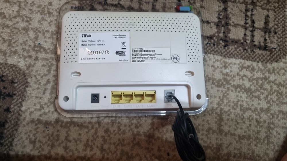 Продам супутниковий ресівер,роутер,антена.