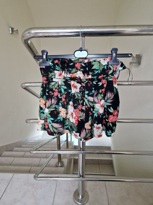 Krótkie spodenki rozm S