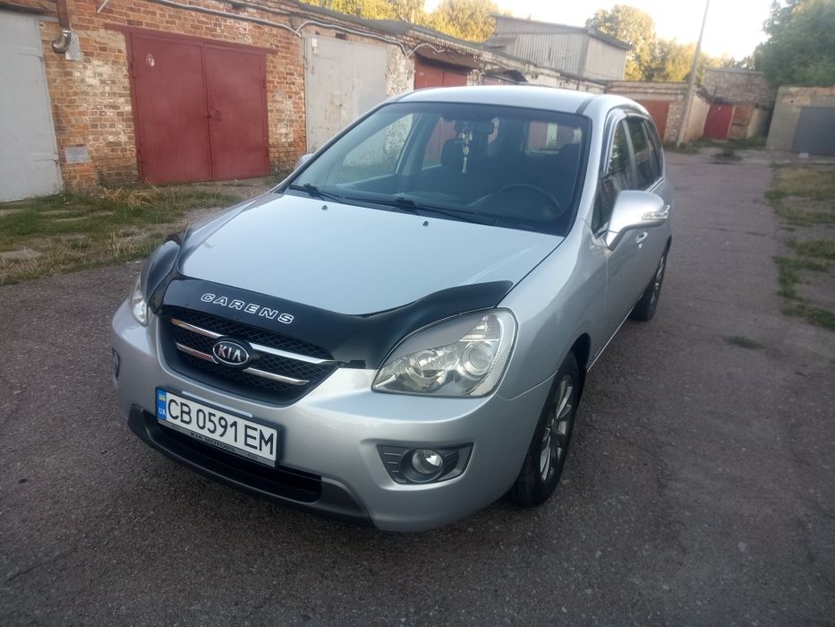 Кіа Каренс 11го року, автомат,7місць