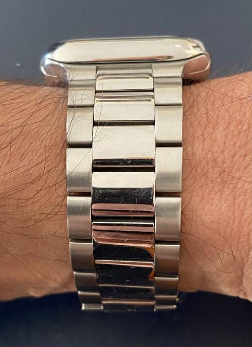 Pulseira em aço para o Apple Watch (49/45/44/42mm)