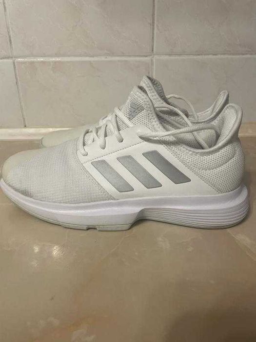 Adidas кросівки оригінал