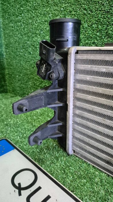 Intercooler Audi A4 B6 B7 8E 1.8T 2.0 TFSI 1.9 TDI 2.0 TDI Ref. 8E0145805R Original em excelente estado