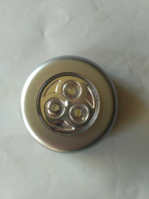 Лампи портативні