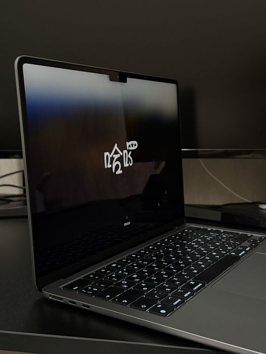 MacBook Air 13.6 M2 / 8GB / 256GB / 2022 / Space Grey