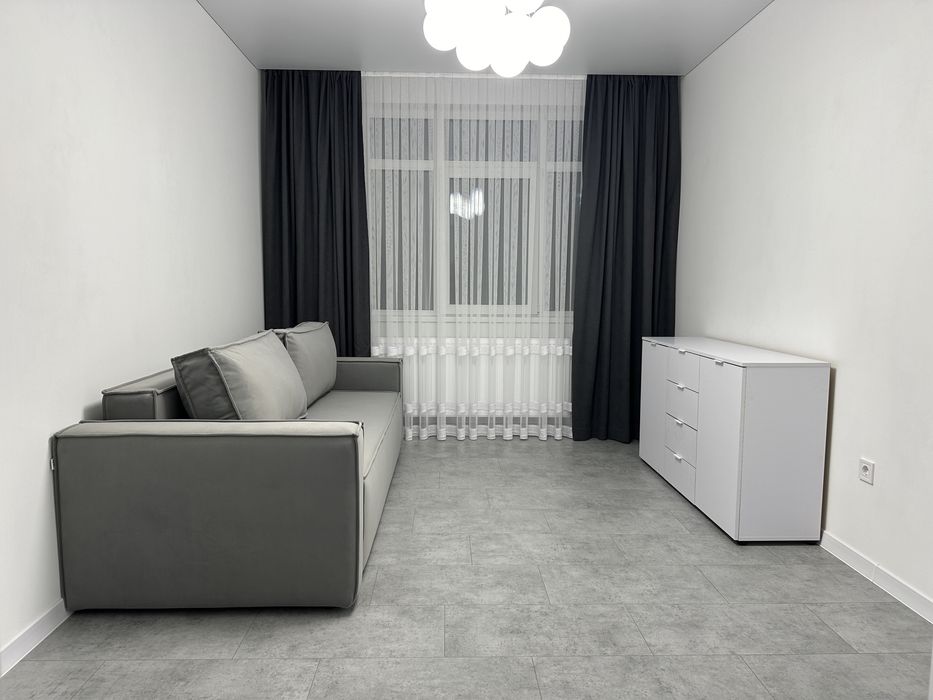 Оренда великої 2-х кімнатної,світло не вимикають