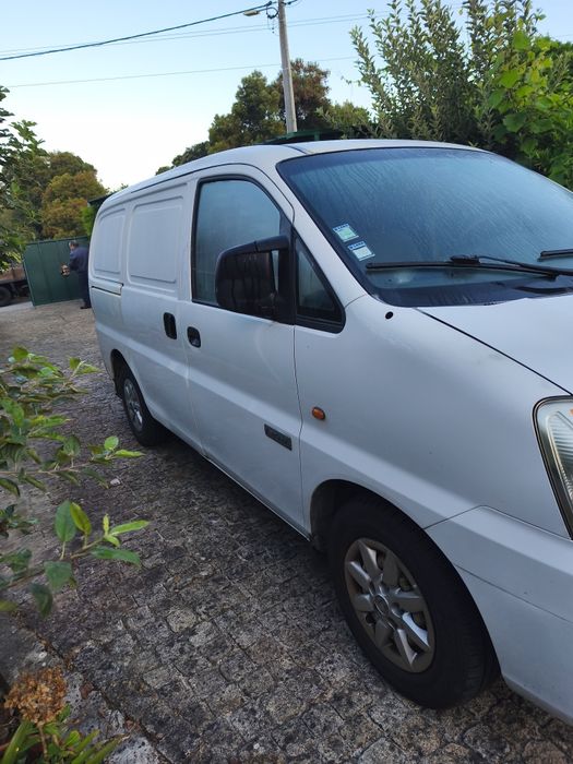 Hyundai h1 com avaria