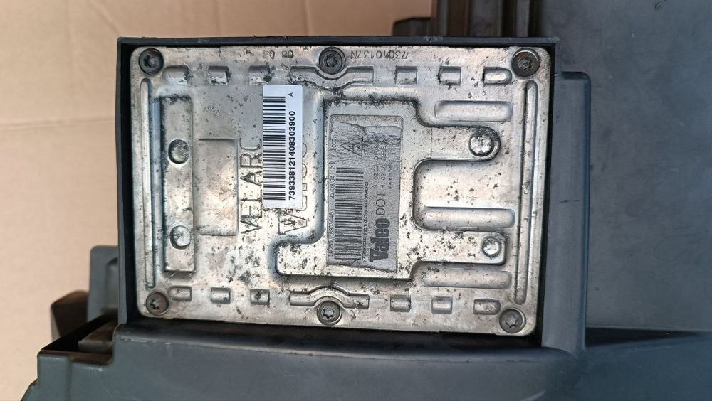 Фара передня права Citroen C8 (2002-2012)  1494319080, 89006372
