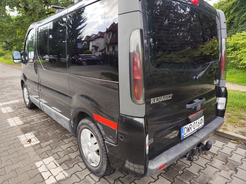 Renault Trafic Passenger 2.5 d.  2004 r.