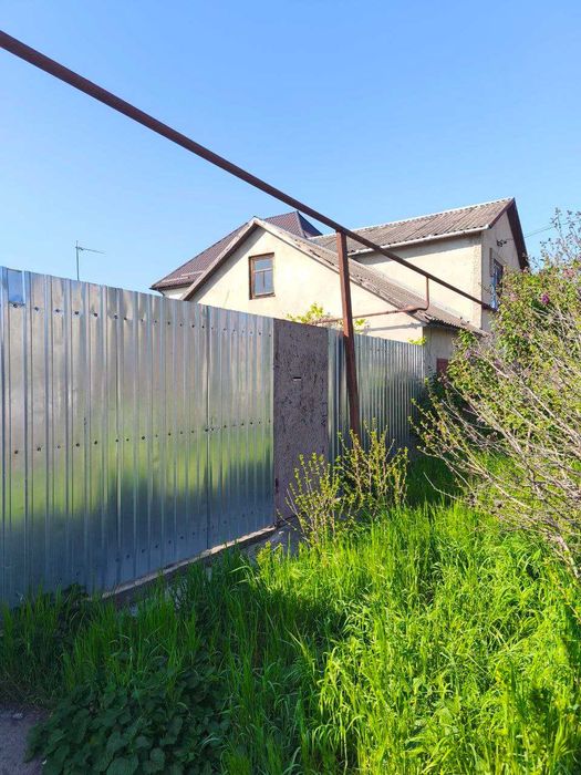 Продам дом на 11 сотках  фасад 22 метра Черёмушки