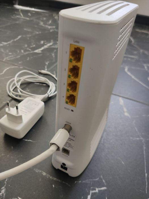 Роутер модем Com Hem 3890V3 из Швеции