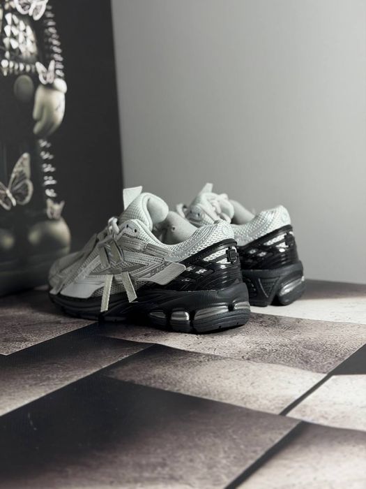 New Balance 1906A Grey Black