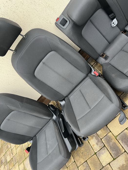 Салон сидіння Ауді етрон комплект сидінь Audi E-tron