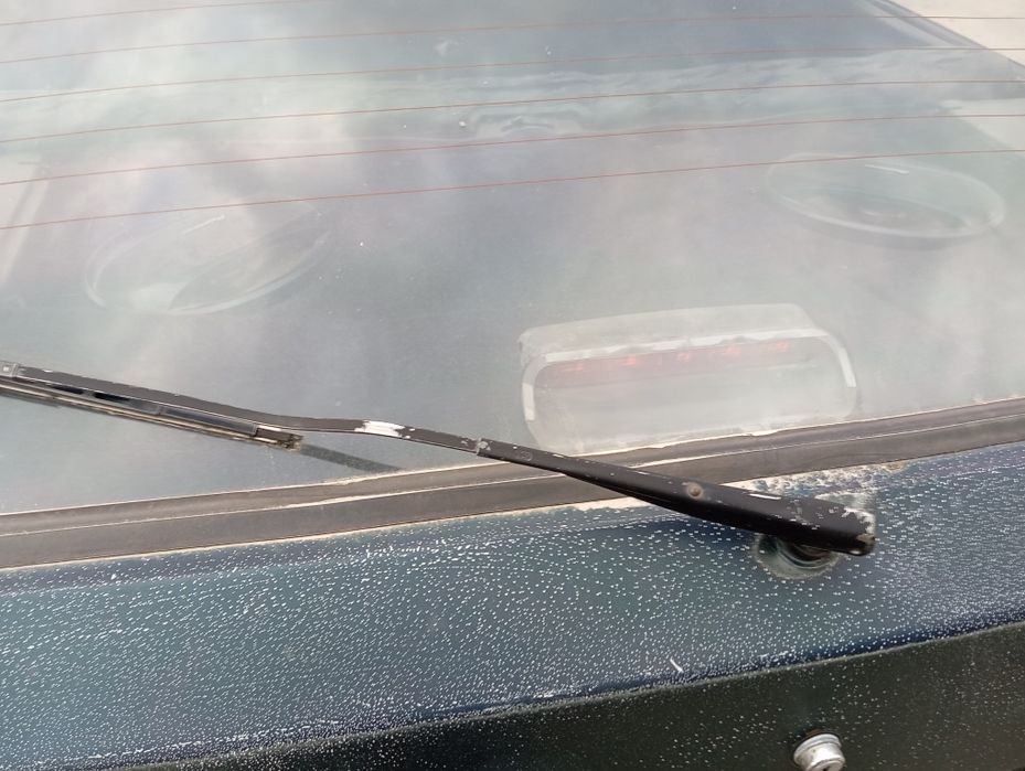 ВАЗ 21083 інжектор 2001 року.