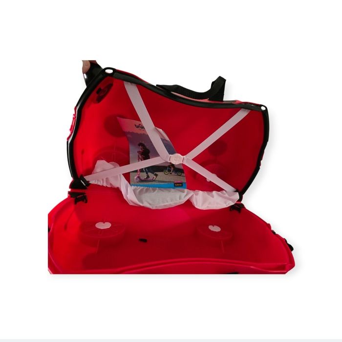 Walizka dziecięca trunki.  Biedronka