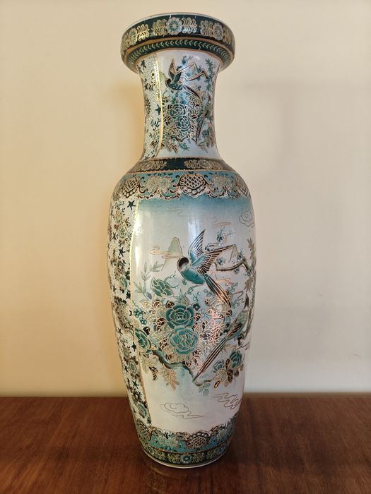 Велика інтер'єрна китайська ваза, порцеляна, золочення, 60 см