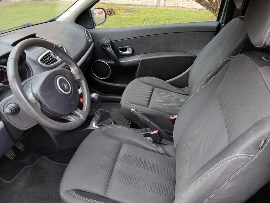 Renault Clio comercial 2 lugares bom estado geral