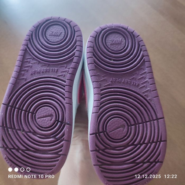 Дитячі Оригінальні кросівки Nike , розмір 23.5,стелька 15см
