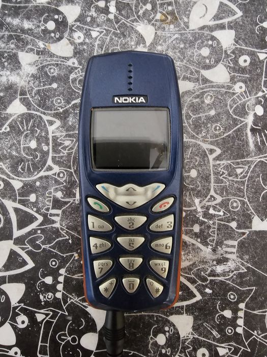 Sprzedam dwie  nokie 3510i 3310