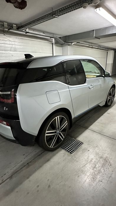 BMW i3 94h 2014 série Lodge, bateria de 2017