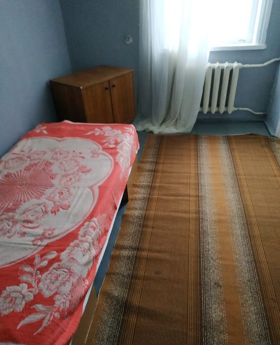 Продаж або довгострокова оренда частини будинку (4 кімнати)  в районі Ремзаводу.