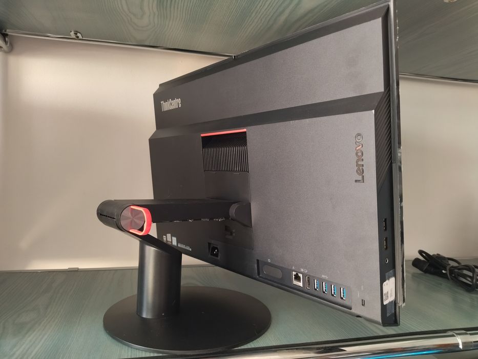 Komputer Lenovo M810z AIO