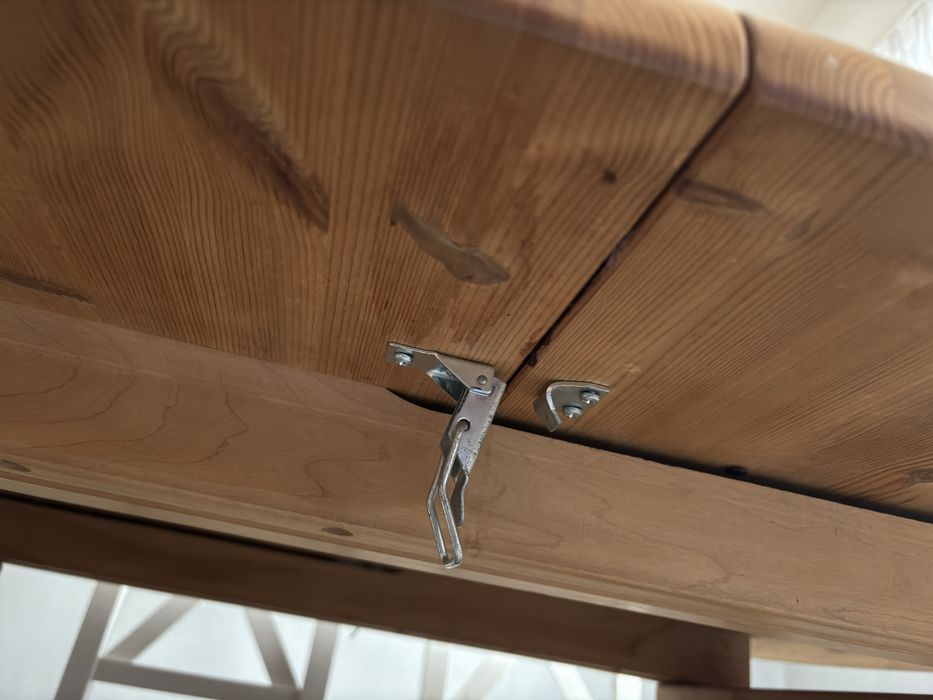 Stół sosnowy, rozsuwany