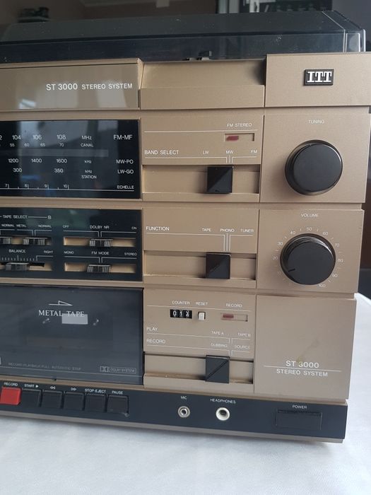 Wieża ITT PRL  3w1 gramofon radio magnetofon sprawny