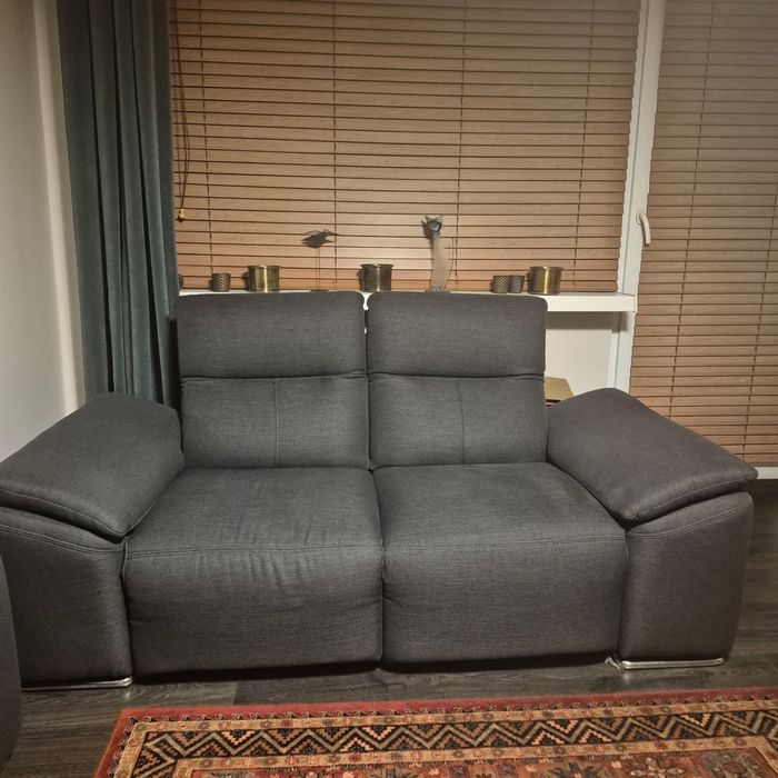 Dwie Sofy w kolorze szarym