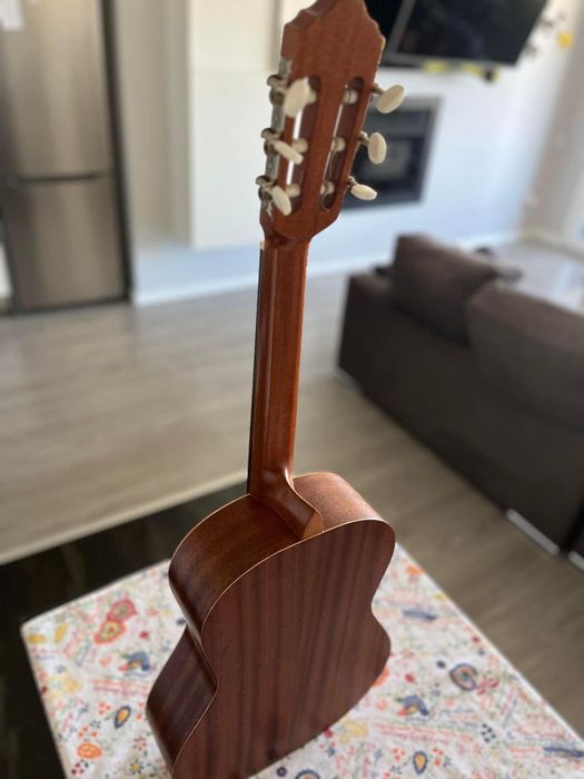 Guitarra lusitana