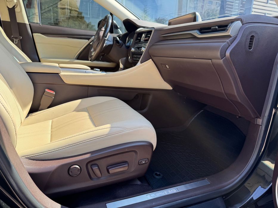 Lexus rx 450h 2019