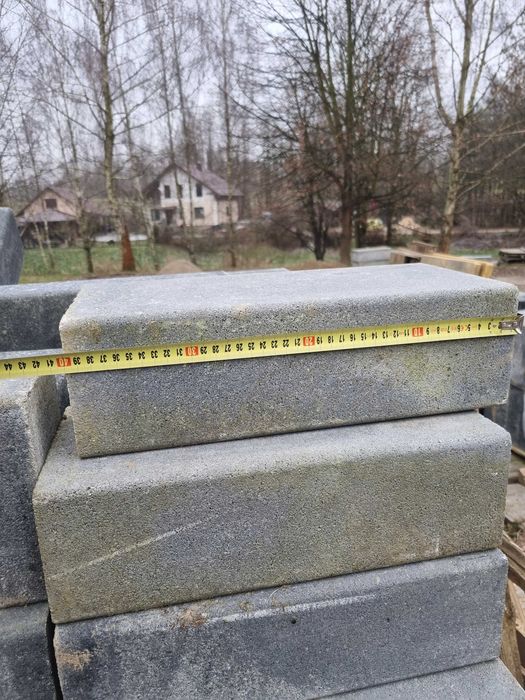 Palisada betonowa obrzeże betonowe 40cm NOVATOR 12x20x40