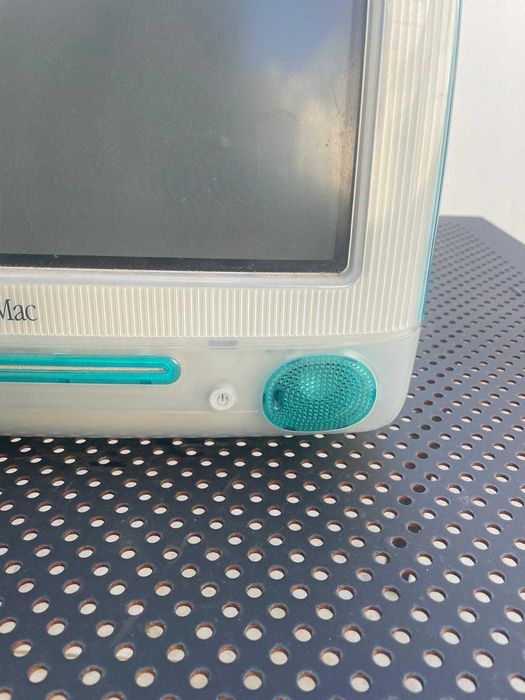 iMac blue - o computador mais divertido da Apple