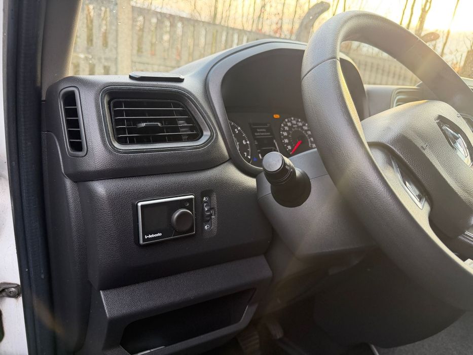 Wynajem, wypożyczalnia bus plandeka  10 EP bez limitu km