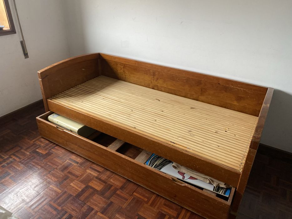 Cama (dupla) Madeira Maçica Solteiro