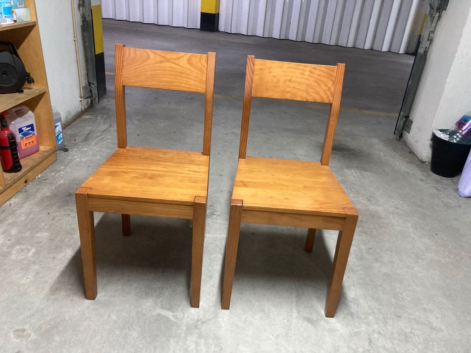 Cadeira em pinho (UMA)