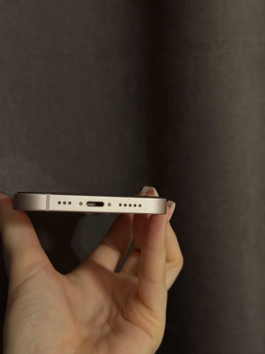 iPhone 13 128GB Ідеальний стан, рідна батарея