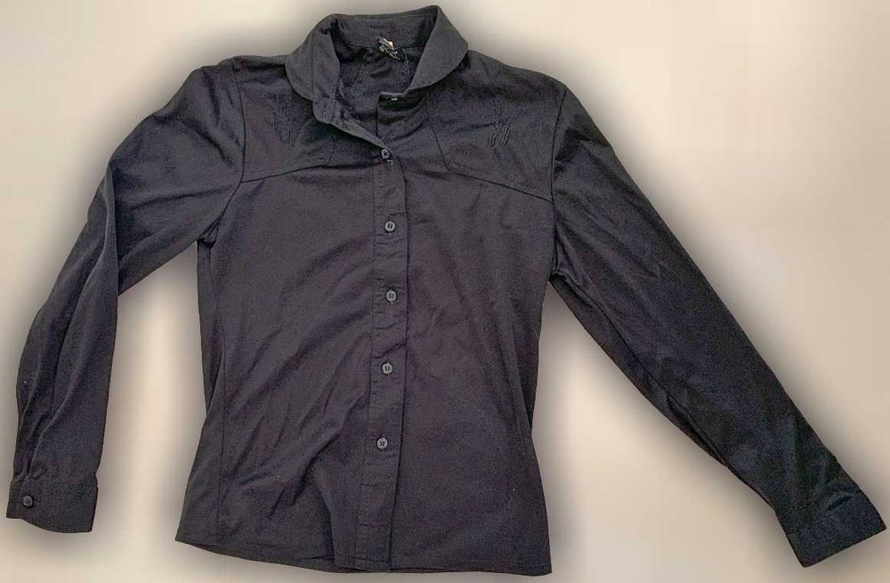 Blusa de Senhora Preto, como Nova