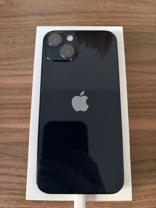 Iphone 13 stan baterii  87% 128GB + słuchawki Iphone