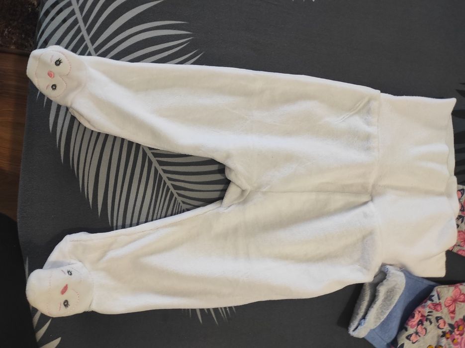 Zestaw spodni dla dziewczynki rozm 74