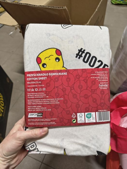 Prześcieradło psi patrol pokemon