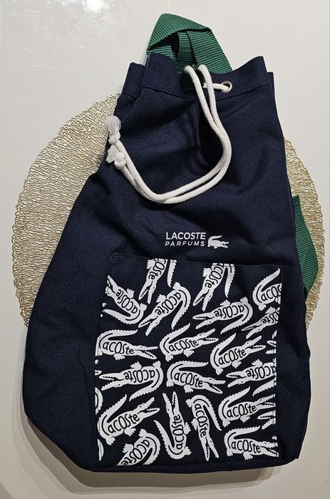 Stylowa torba Lacoste, górny ściągacz, na jeden pasek