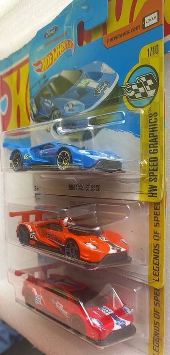 Conjunto 3 , 2016 Ford GT Race Hot Wheels