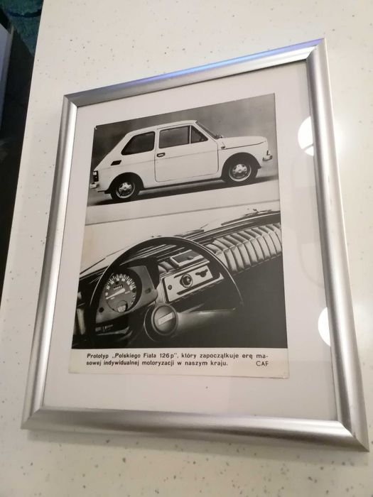 FIAT 126P - zdjęcie z okresu PRL u oryginał